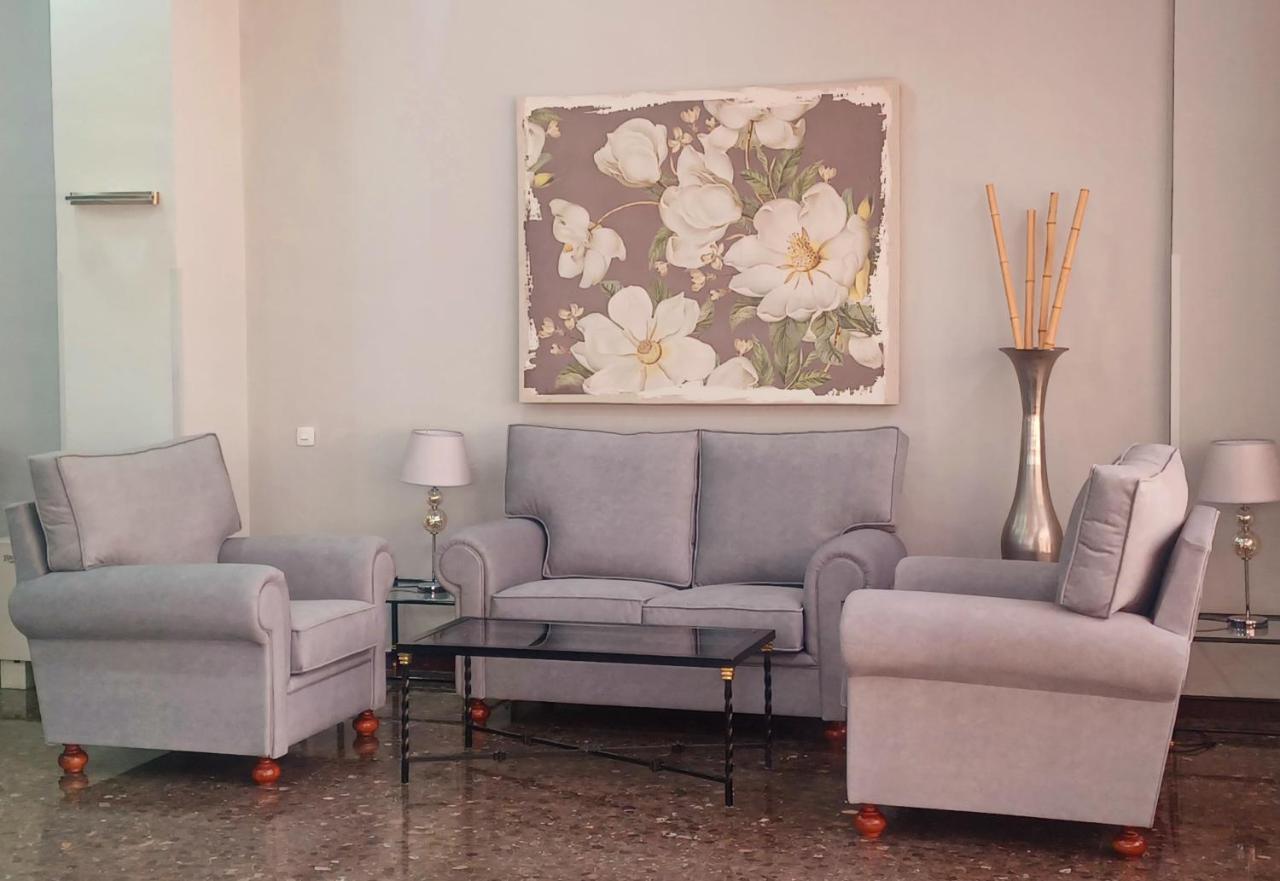 Apartamento Acogedor Junto A Calle Betis, Triana-Los Remedios Seville Exterior photo
